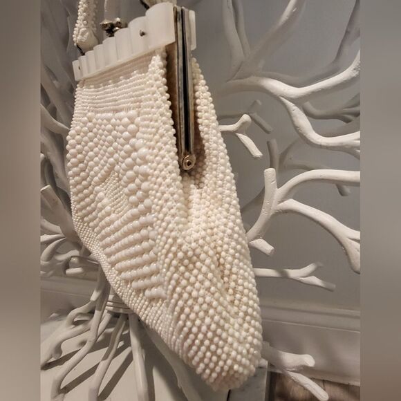 Vintage Handbag, with bubble beads and lucite trim! - Picture 6 of 9